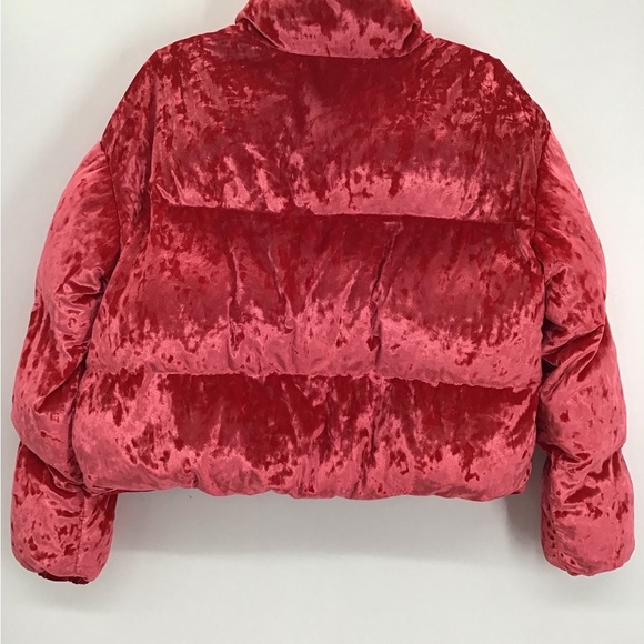 Fabletics Wander Crushed Velour Cropped Puffer Jacket Strawberry Red Size Med - Picture 4 of 10